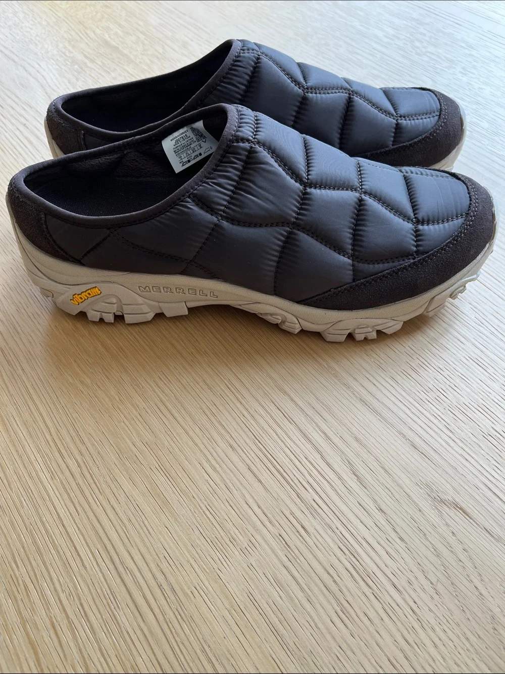 Merrell Men’s Moab 2 Slide Quilted Shoes in Dark Brown